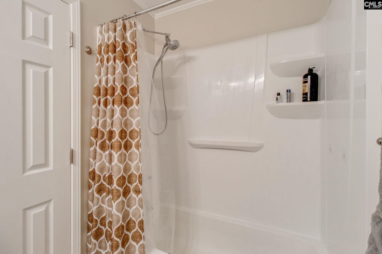 146 Harrington Court Photo 27