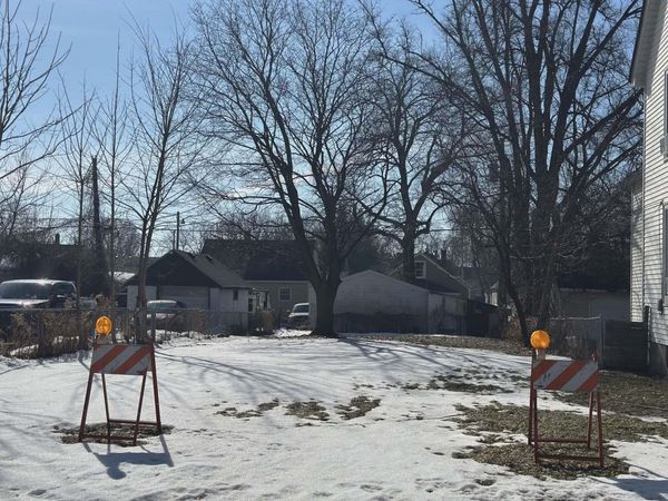 920 Fremont Avenue , Saint Paul, MN 55106