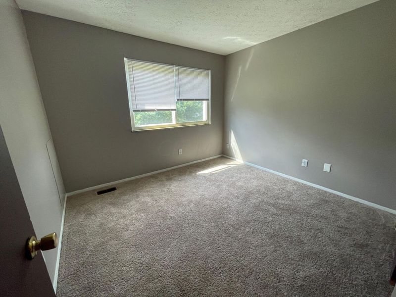 Columbus, OH 43224 Photo 6