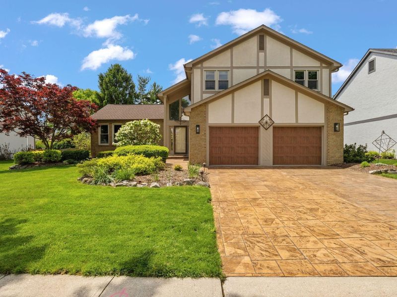 5850 Chatterfield Drive, Dublin, OH 43017 Photo 1