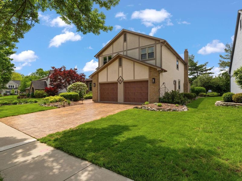 5850 Chatterfield Drive, Dublin, OH 43017 Photo 3