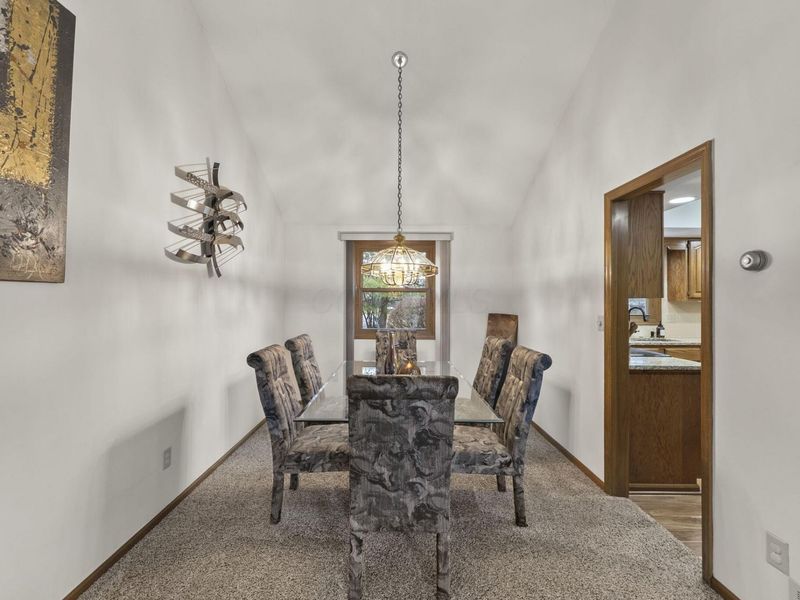 5850 Chatterfield Drive, Dublin, OH 43017 Photo 9