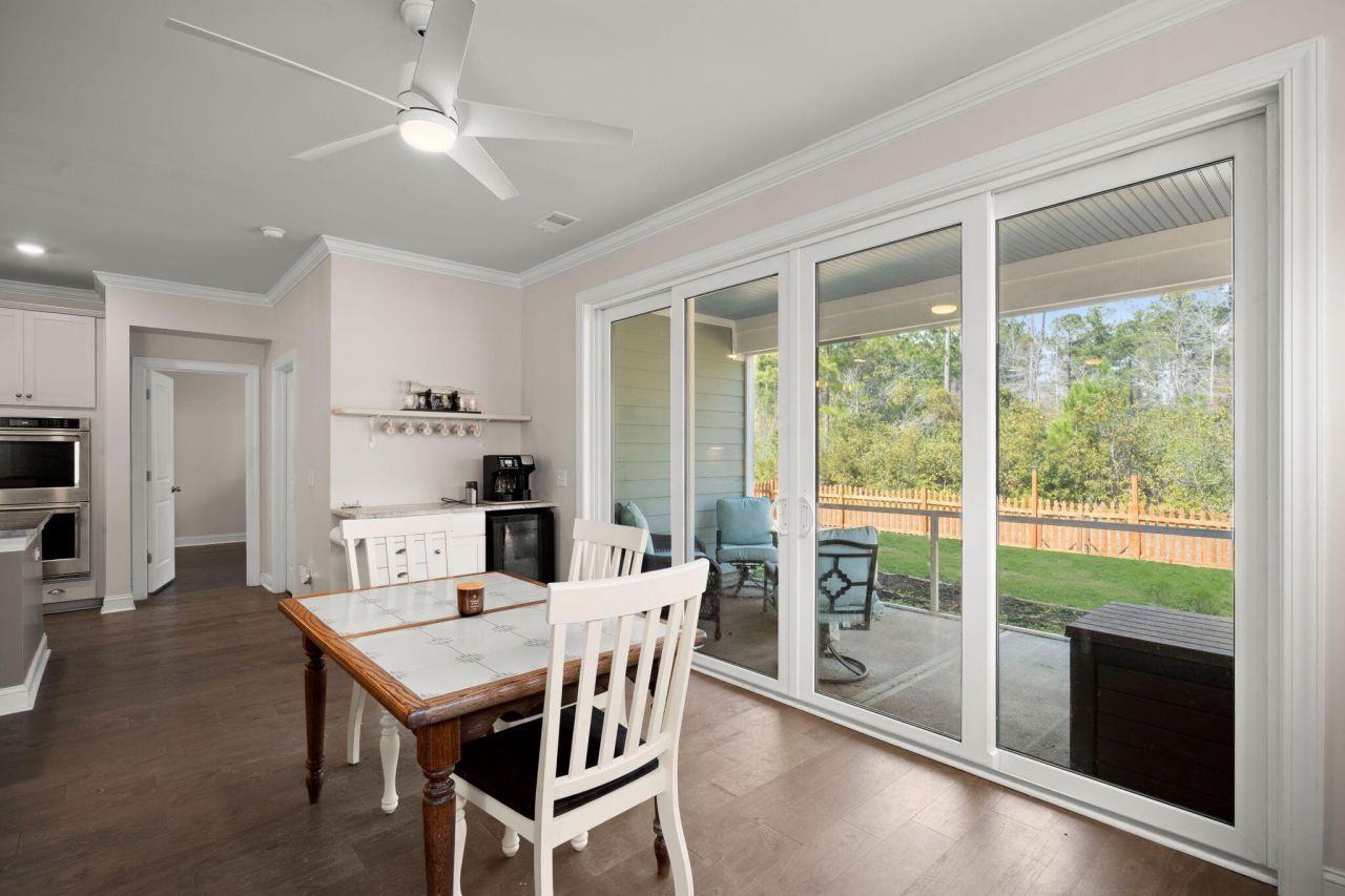 228 Shortmarsh Street Photo 21