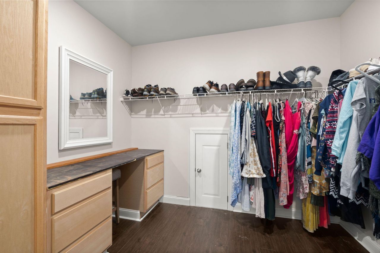 228 Shortmarsh Street Photo 28