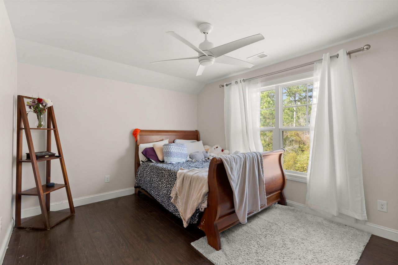 228 Shortmarsh Street Photo 31