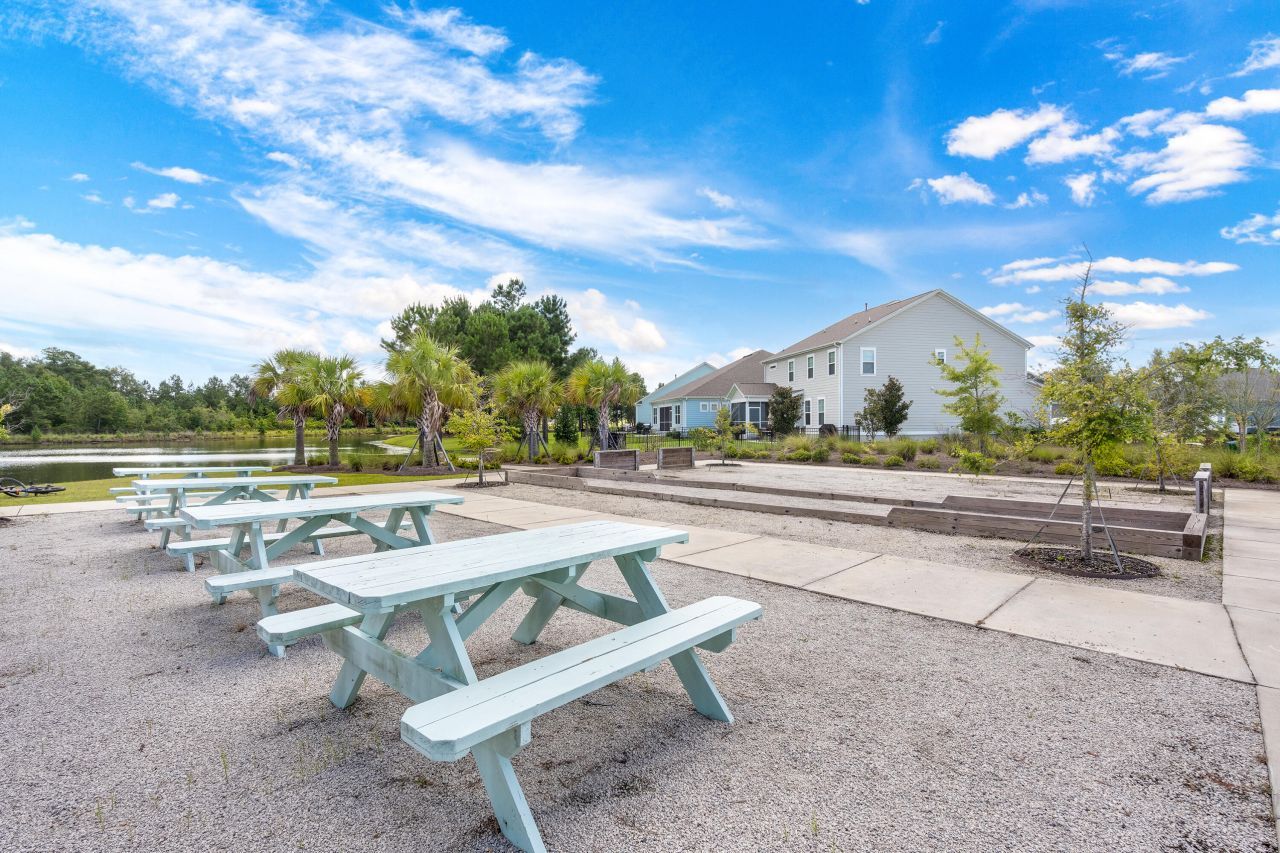 228 Shortmarsh Street Photo 37