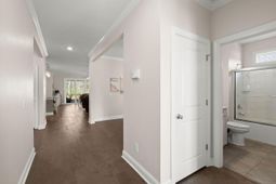 228 Shortmarsh Street photo 4