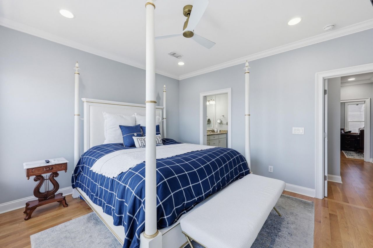 5911 Steward Street Photo 17