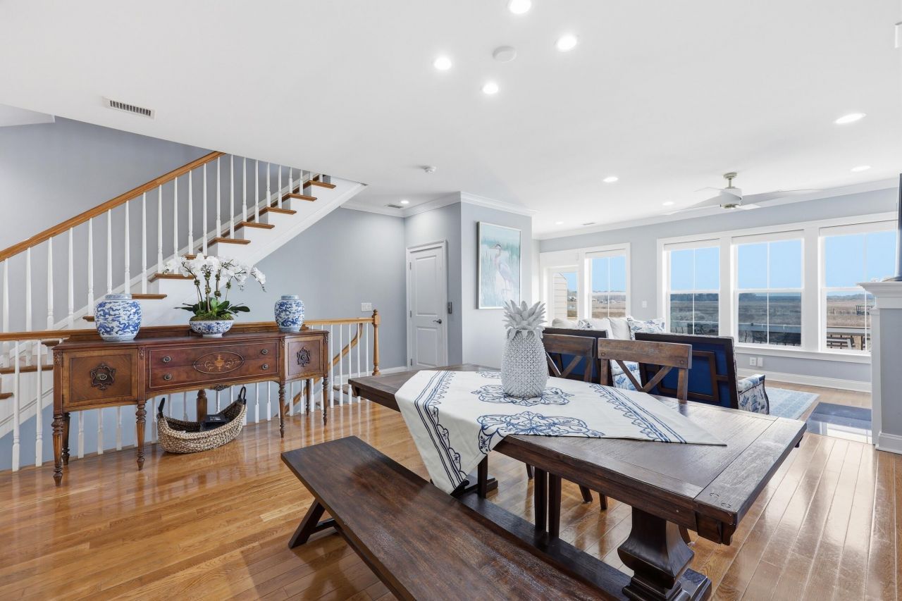 5911 Steward Street Photo 8