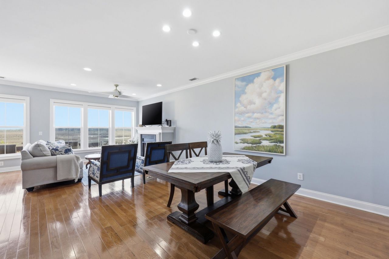 5911 Steward Street Photo 9