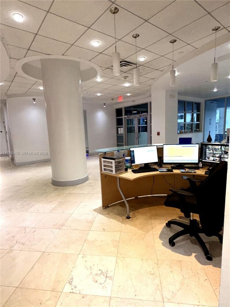 401 69th St, Unit 405, Miami Beach, FL 33141 Photo