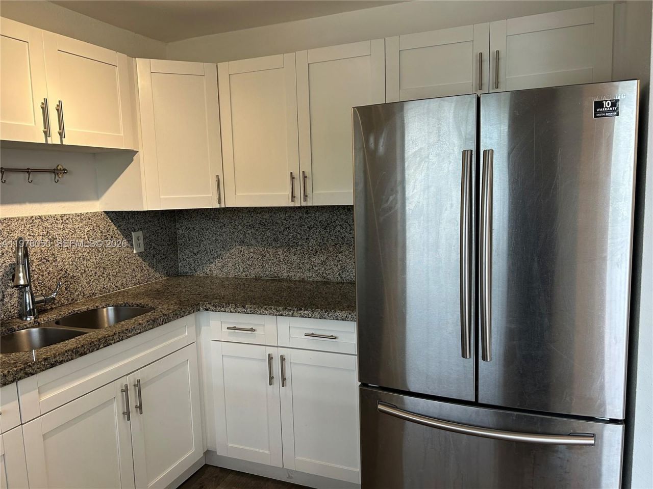 8879 Fontainebleau Blvd, Unit 204, Miami, FL 33172 Photo