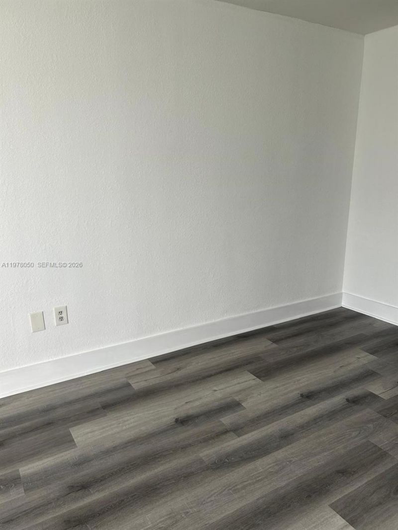 8879 Fontainebleau Blvd, Unit 204, Miami, FL 33172 Photo