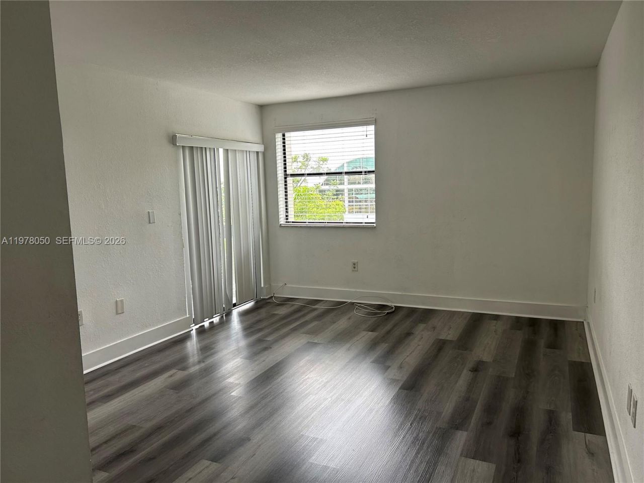 8879 Fontainebleau Blvd, Unit 204, Miami, FL 33172 Photo
