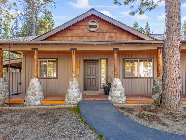 55595 Wagon Master Way, Bend, OR 97707