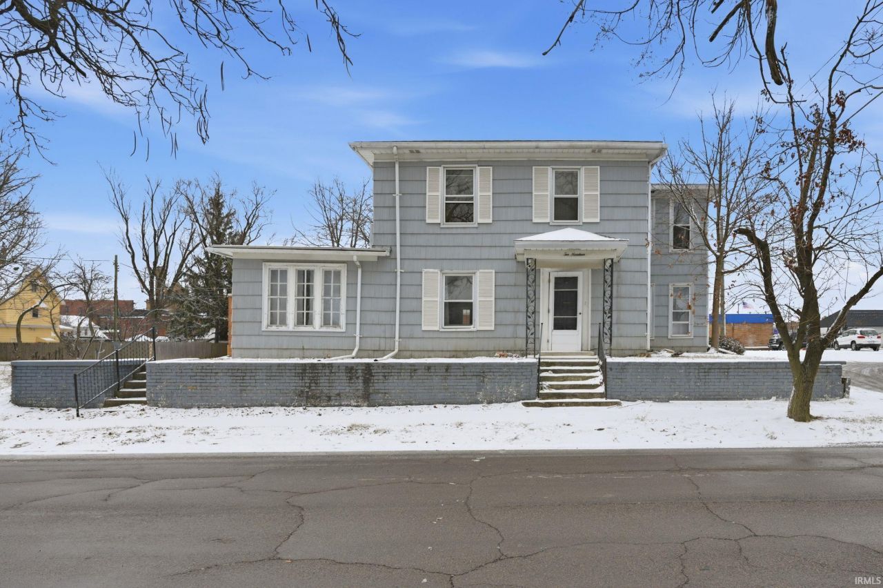 219 W Kickapoo Street, Hartford City, IN 47348 Main Photo