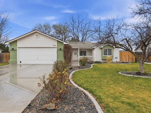7301 E Nottingham, Nampa, ID 83687