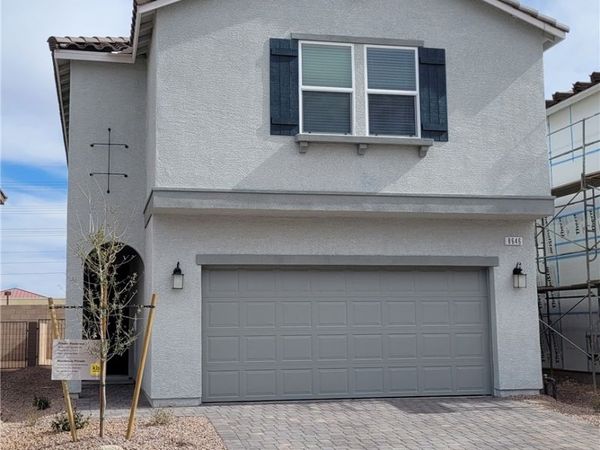8646 Valley Village Street , Las Vegas, NV 89113