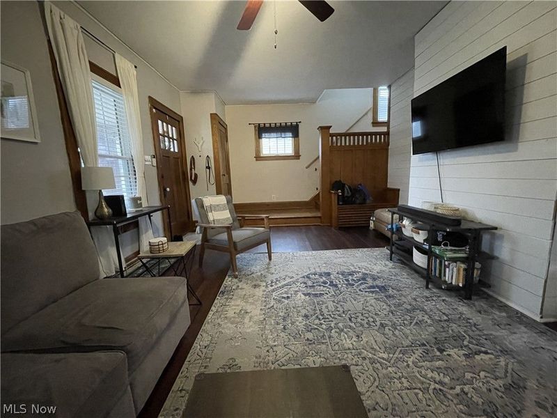 630 Oakland Boulevard, Cambridge, OH 43725 Photo 2