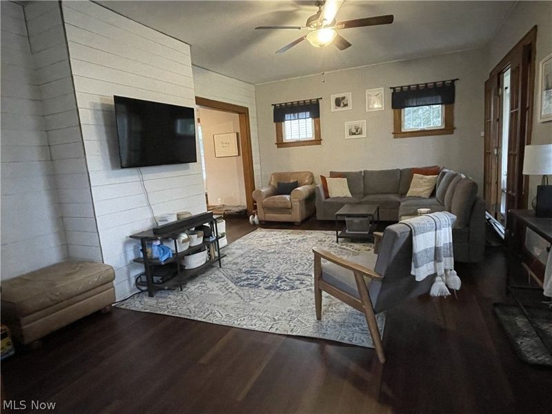 630 Oakland Boulevard, Cambridge, OH 43725 Photo 3