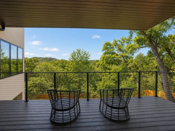 434 Brady LN, West Lake Hills, TX 78746
