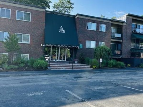 1202 Greendale Ave, Unit 135, Needham, MA 02492