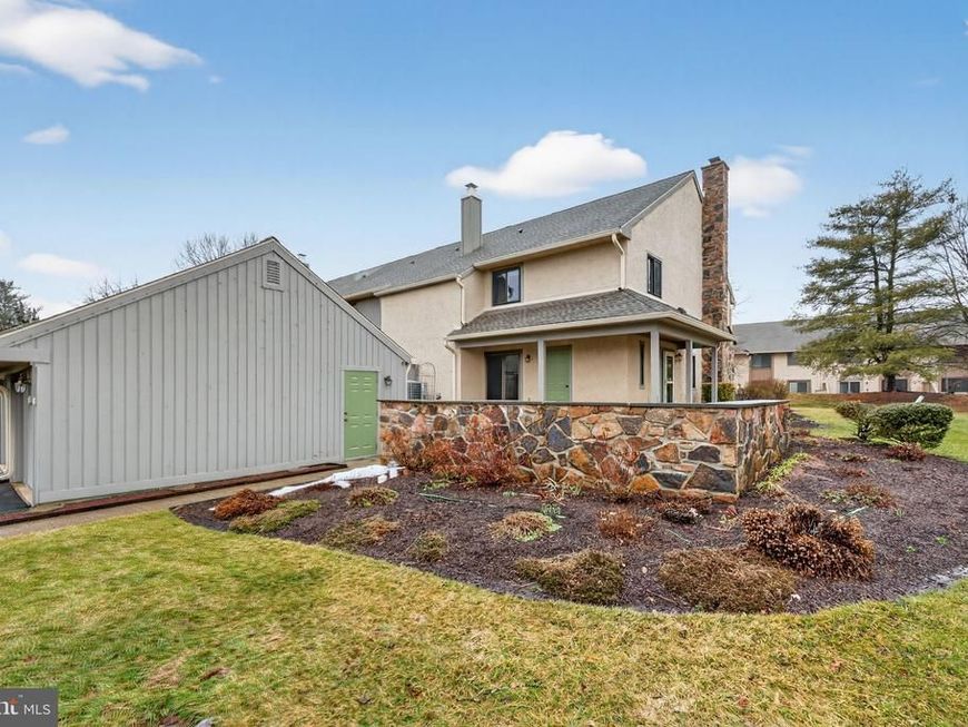 215 Clover Hill Court, Yardley, PA 19067 Main Photo