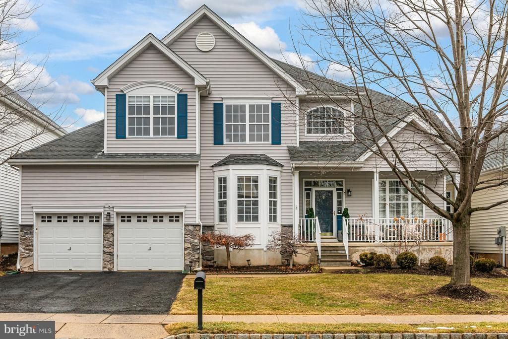 6 Stable Lane, Flemington, NJ 08822 Main Photo