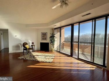 2230 GEORGE C MARSHALL DRIVE , Unit 1226, FALLS CHURCH, VA 22043