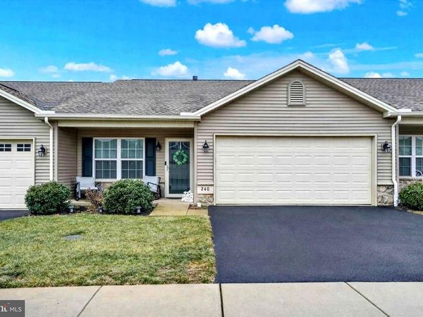 240 PALOMINO WAY , RED LION, PA 17356
