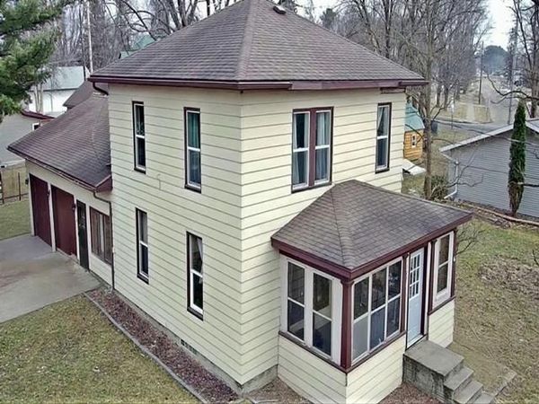 109 W 15TH STREET, Neillsville, WI 54456