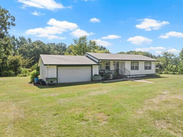 9280 NE County Road 2100 , Talco, TX 75487