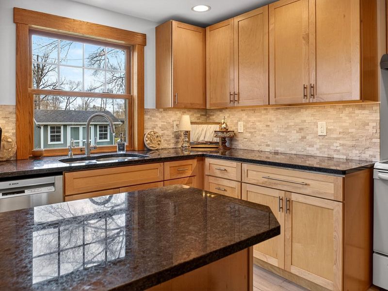 911 Devon Court, Troy, OH 45373 Photo 15