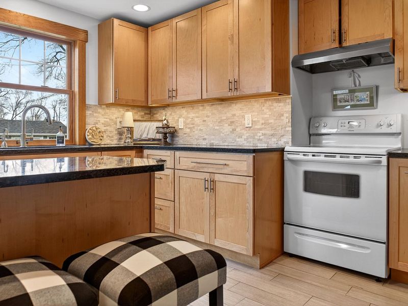 911 Devon Court, Troy, OH 45373 Photo 16