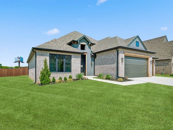 8732 S Quanah Avenue, Tulsa, OK 74132