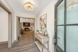 1561 Montclair Street photo 4