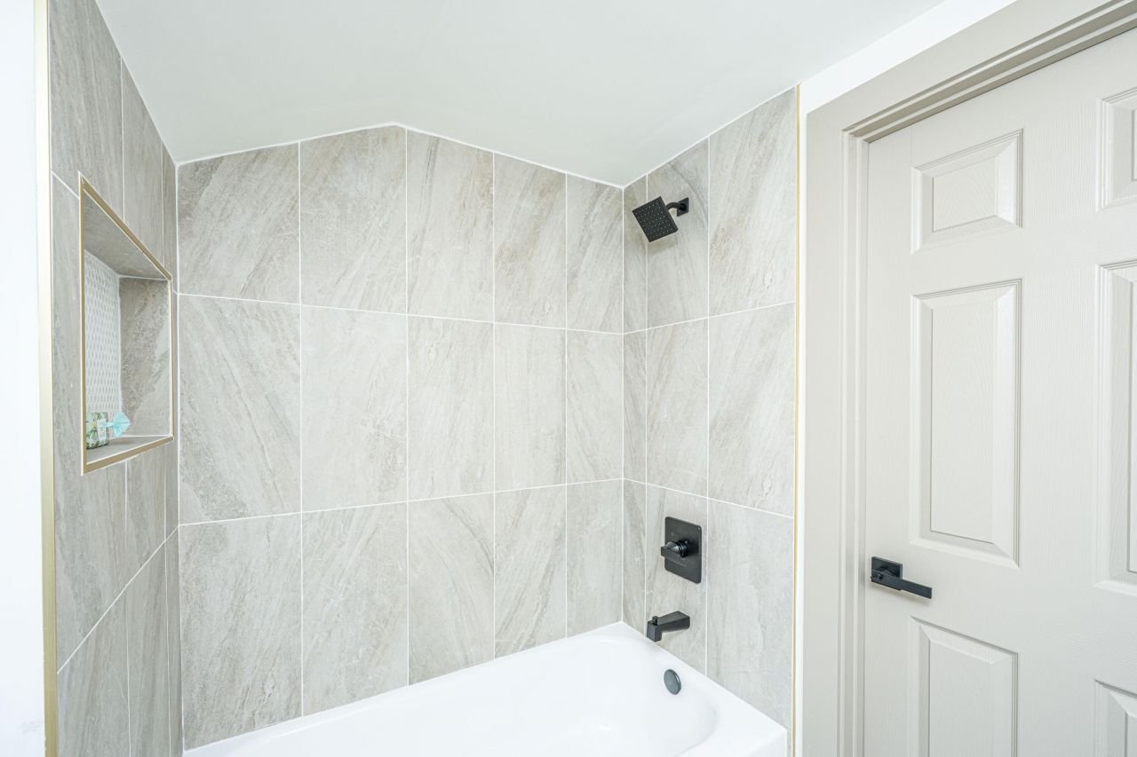 1561 Montclair Street Photo 65