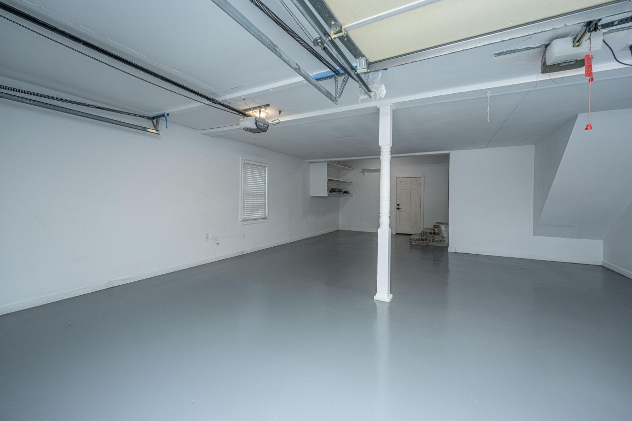 1561 Montclair Street Photo 66