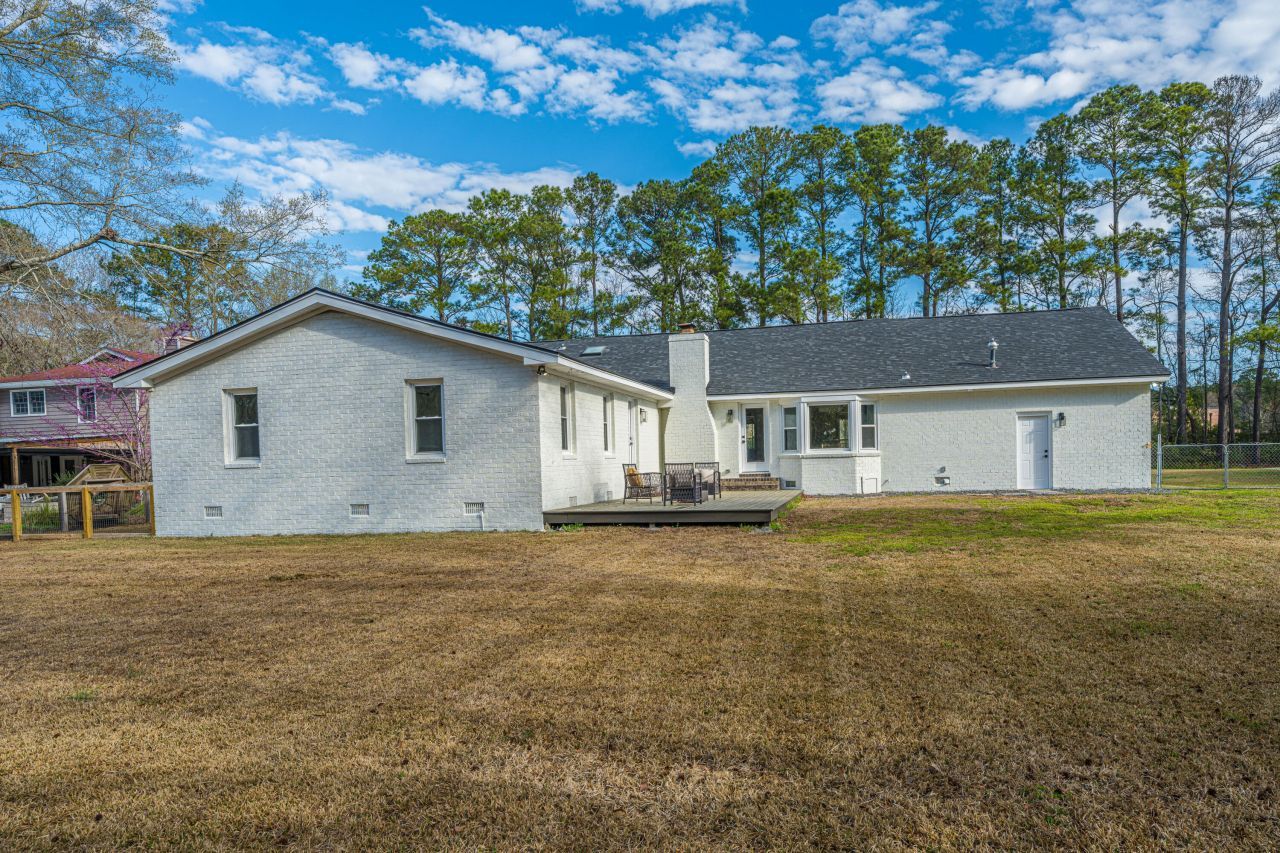 1561 Montclair Street Photo 73