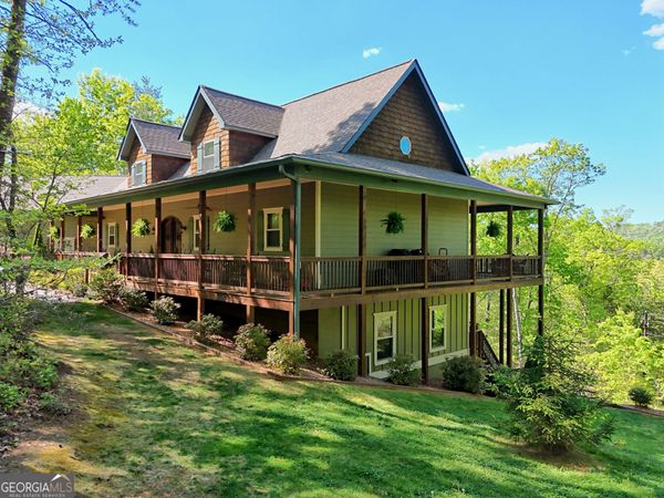 421 Hickory Nut Mtn, Tallulah Falls, GA 30573