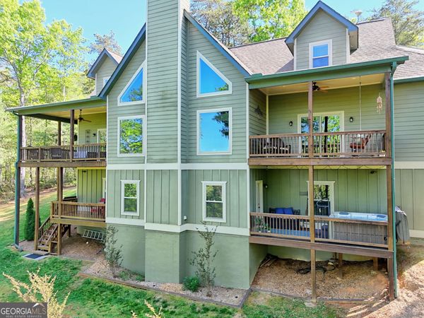 421 Hickory Nut Mtn, Tallulah Falls, GA 30573