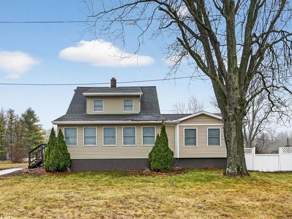 44003 Tyler Road, Van Buren Twp, MI 48111