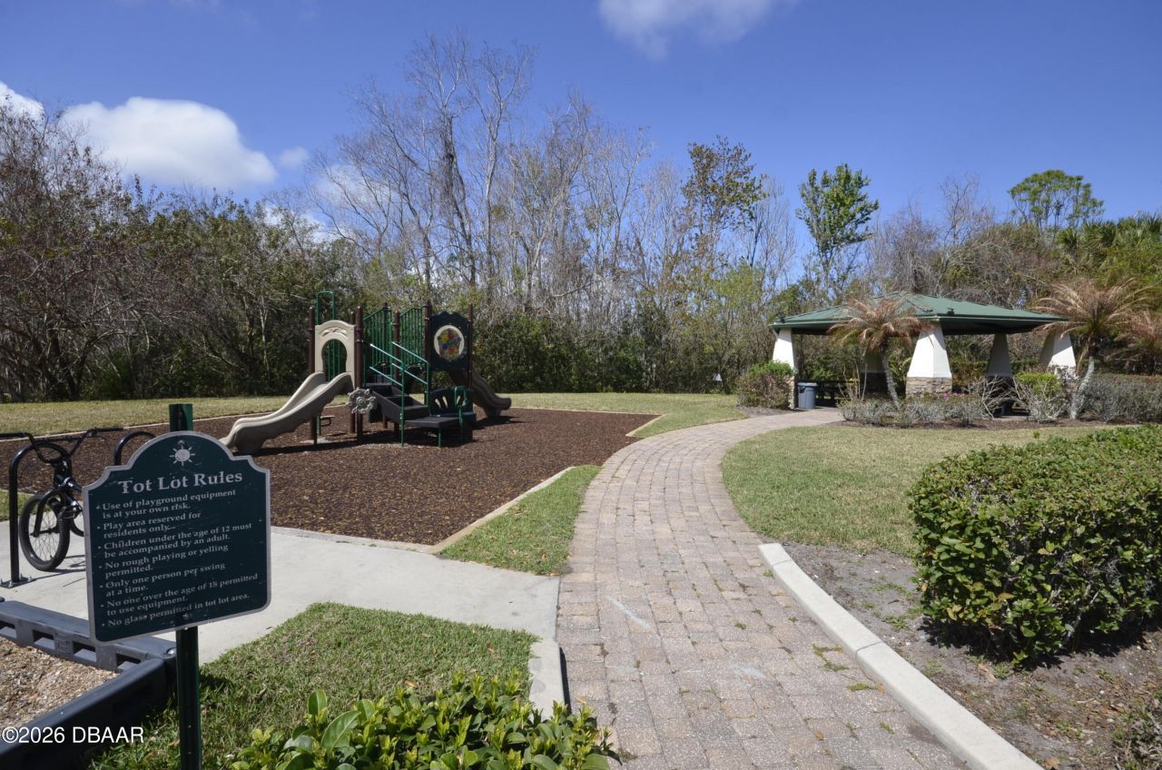 572 Aeolian Drive, New Smyrna Beach, FL 32168 Photo