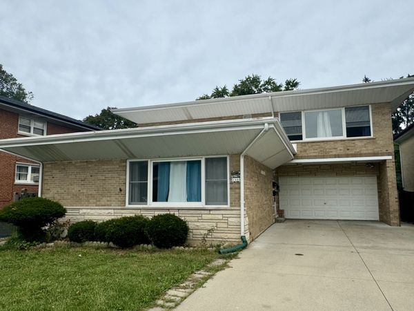 1465 N Northwest Highway , Unit 1, Park Ridge, IL 60068