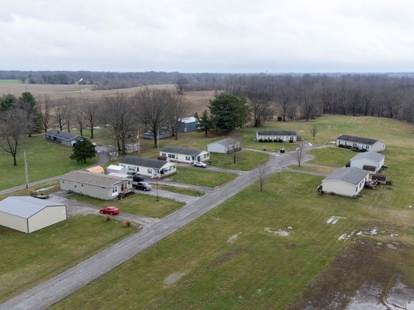 111 Devan Drive , Murphysboro, IL 62966