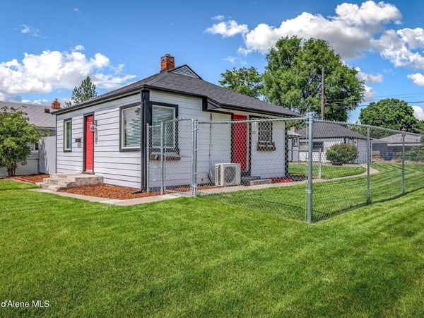 727 E Crown Ave, Spokane, WA 99207