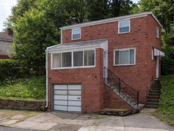 18 Howard St, Pittsburgh, PA 15209