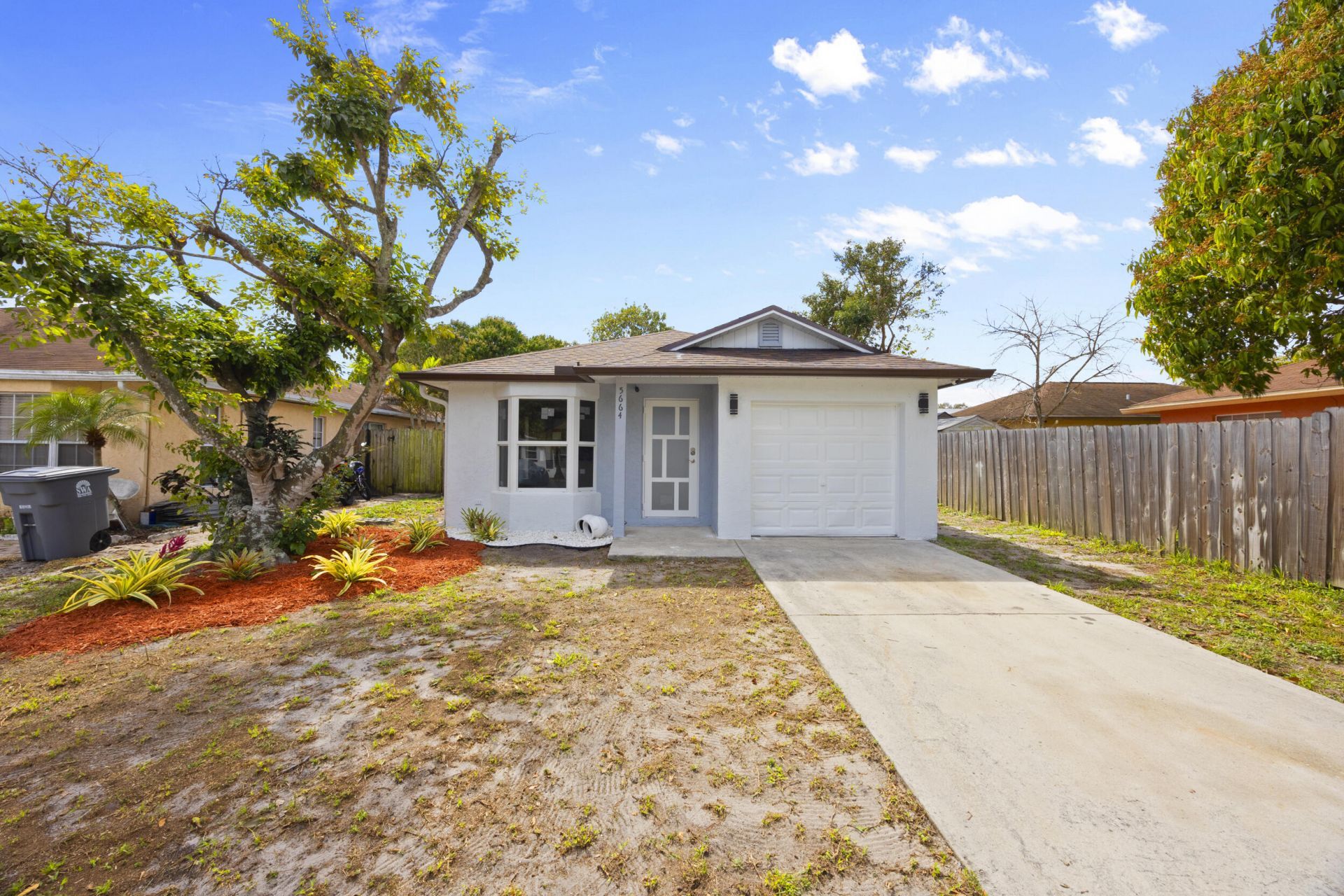 5664 Boynton Crescent, Boynton Beach, FL 33437 Photo