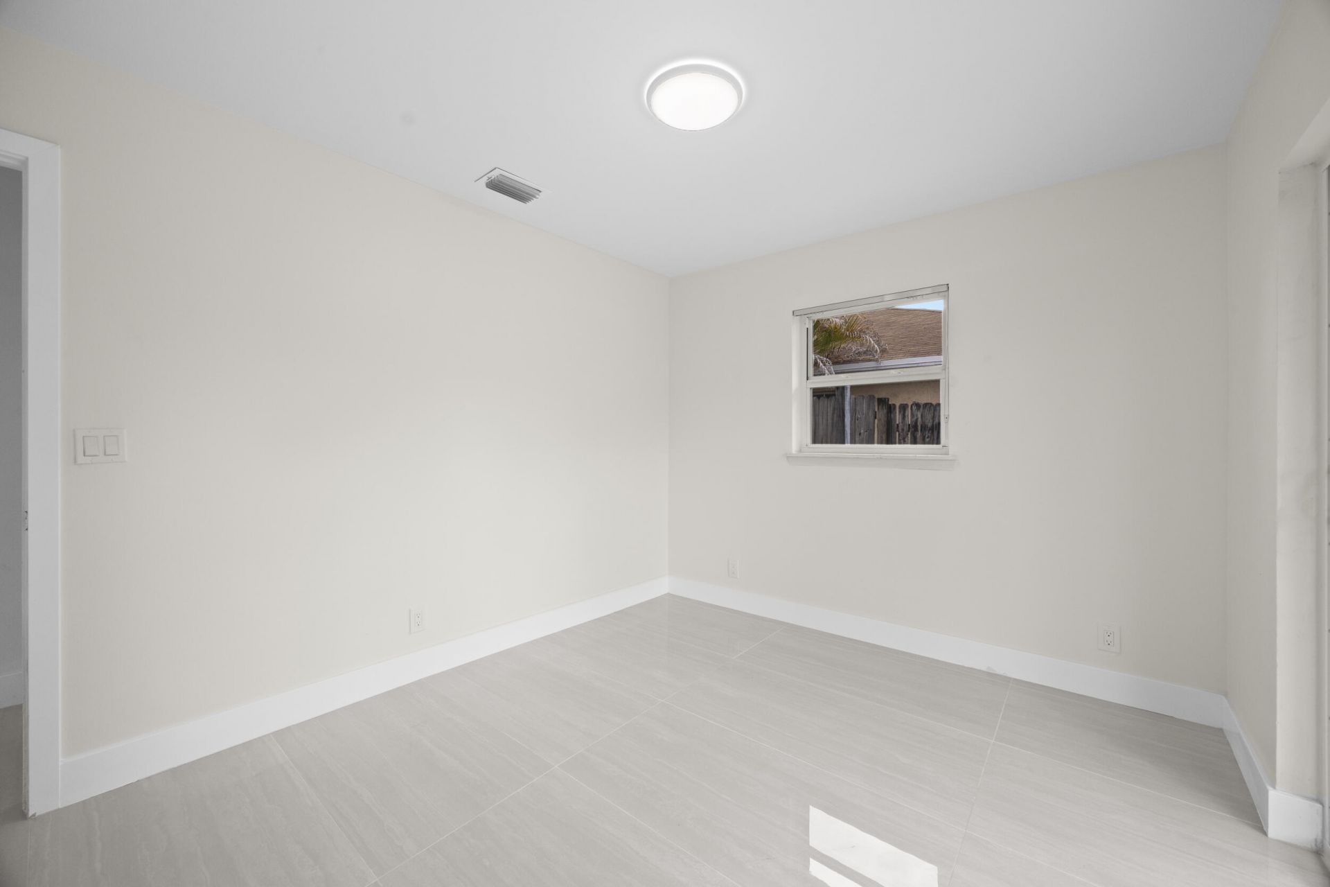 5664 Boynton Crescent, Boynton Beach, FL 33437 Photo