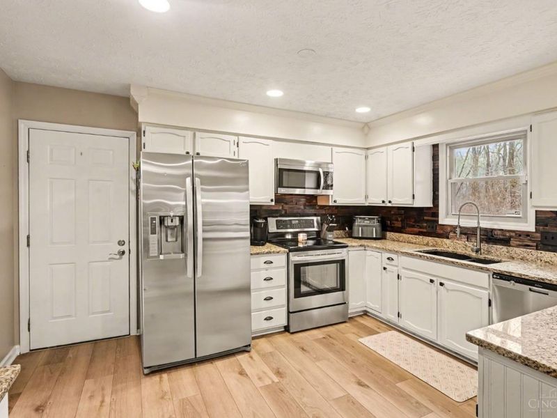 3541 Green Haven Way, Deerfield Twp., OH 45039 Photo 8